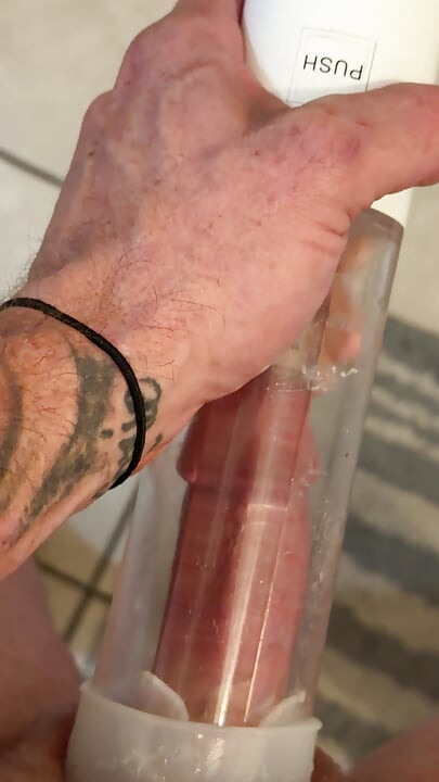 Pumping up Penis