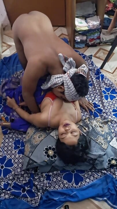 Nova esposa meninas da faculdade Vargin