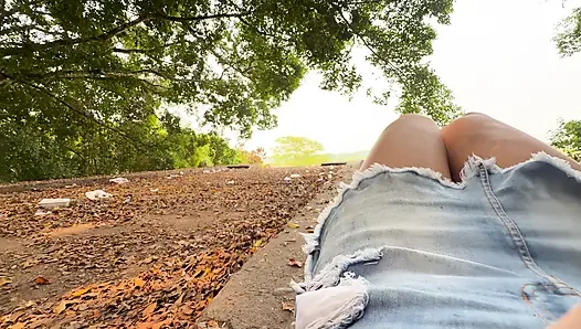 I love coming outdoors to masturbate