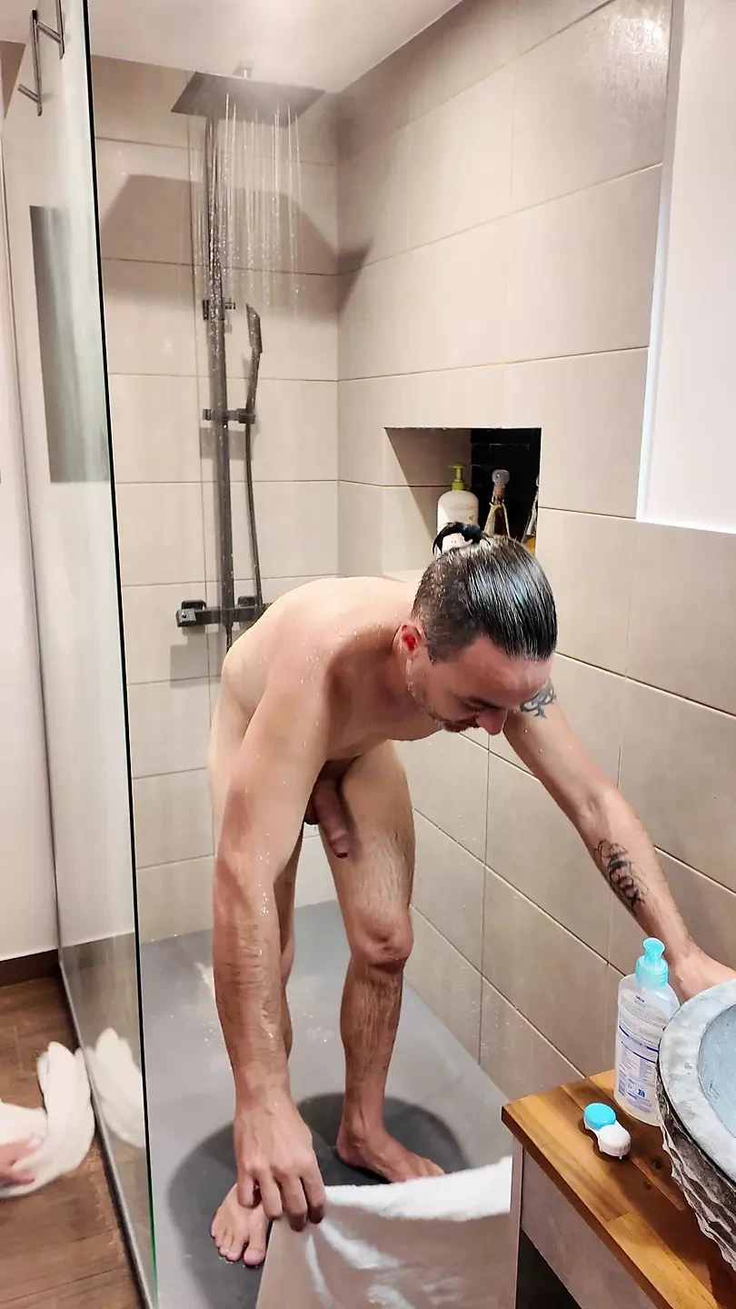 My Husband and Lover Take a Shower Before Eating