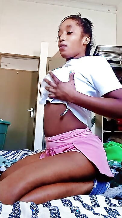Sexy dance enjoy your day I  love you