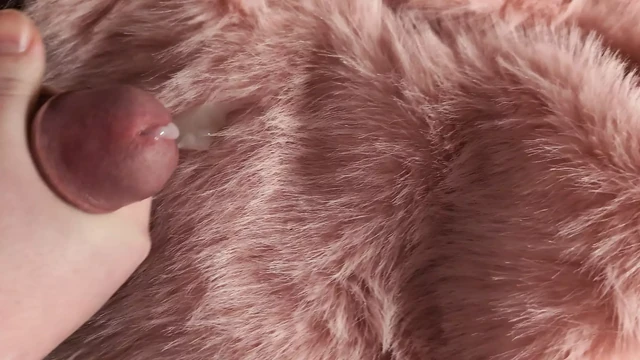 Need someone to pleasure my cock