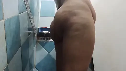 Kompilasi karmica cewek semok meksiko di kamar mandi
