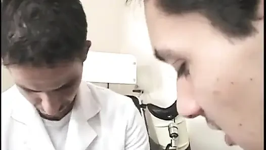 Bisexual threesome fuck action at the doctor's
