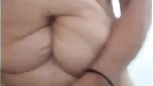 Main pakai di kamar mandi