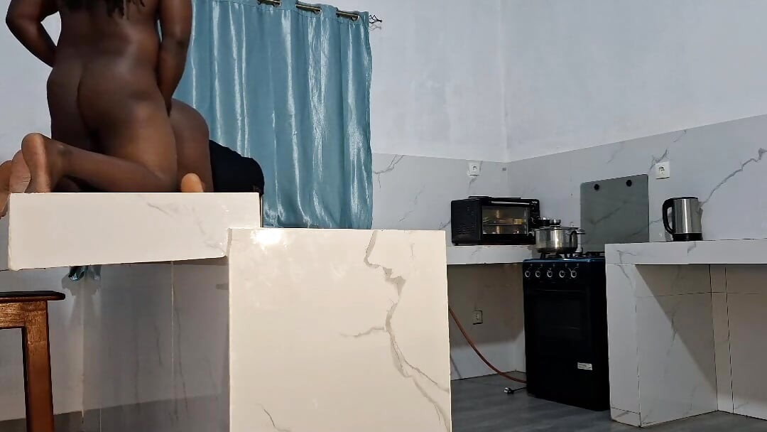 سخيف فتاة مسلمة بلا رحمة أثناء مغادرتها المسجد ، استقبلتها بسخيف مجنون.