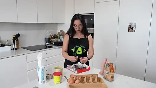 JOI CEI - COOK WITH ME AND CUM ON YOUR COOKIES