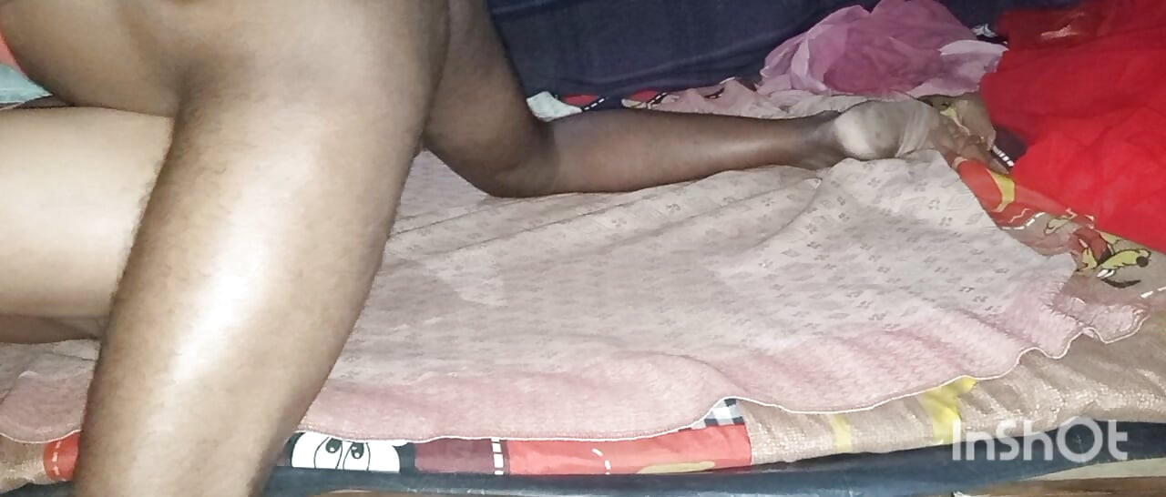 Desi landsby kone og mand knepper video i soveværelset