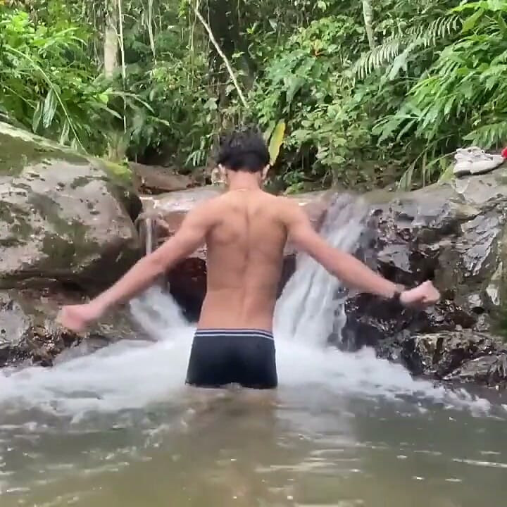 Isak Masturbates in the Middle of the River