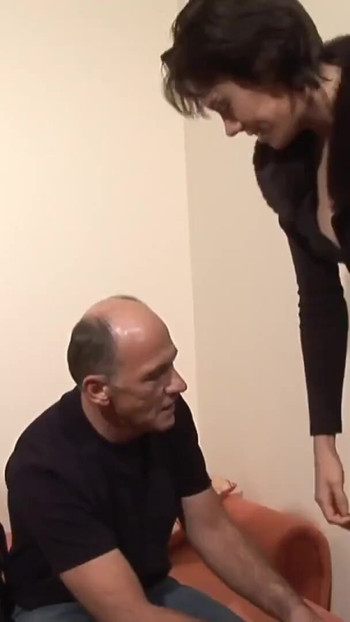 Stunning moment from "Daddy fickt die geile Stieftochter"