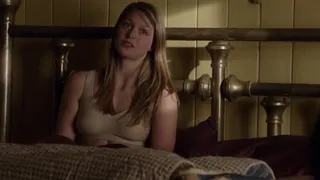 Melissa Benoist - секс-сцена из Waco