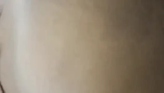 Aku menyetubuhi jalang ini.