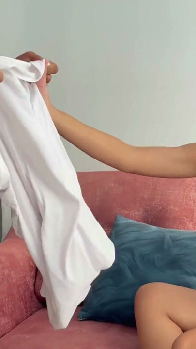 I surprise my little stepsister with my shirt on, I undress her and take her very well. H.L. | Clip 1