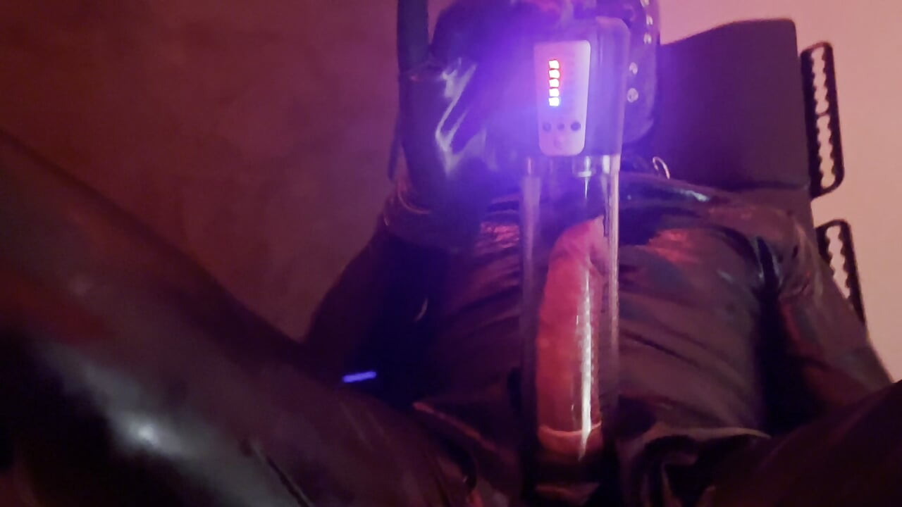 The Baroness Noir punishes her slave with a steel dildo