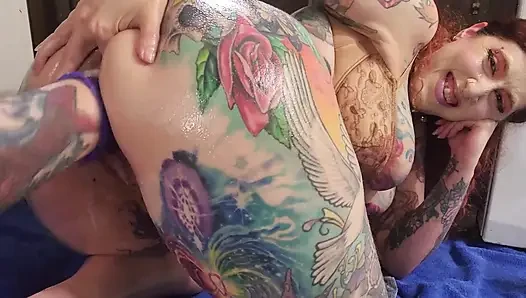 A Wild Night Out: Fisting, 4 raksasa pria kulit hitam, sampai aku crot banyak banget