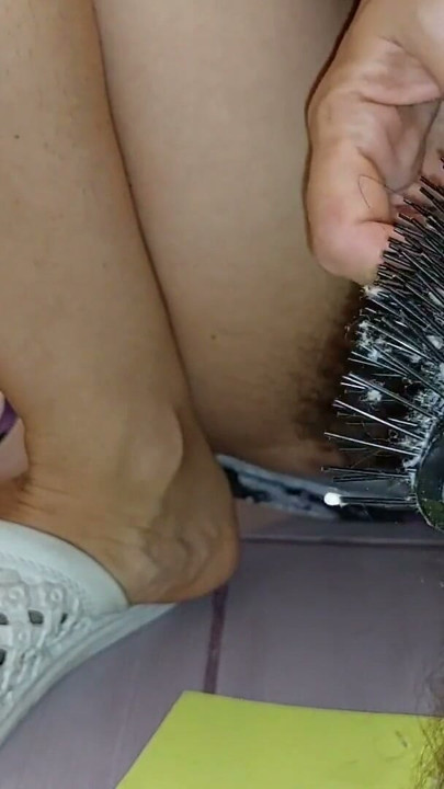 Hot mom cuts hairy pussy , big tits, big nipples. Sexy Latina gets a haircut pussy, hairy ass, big tits, long hair. | Clip 1