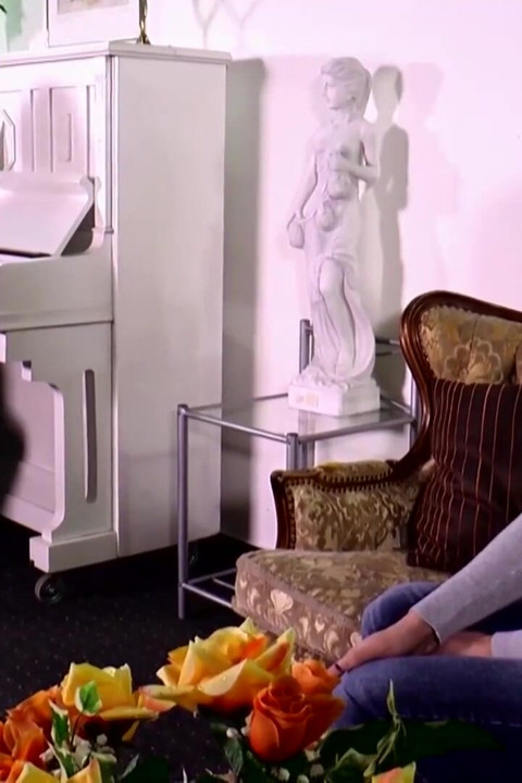 A piano lesson with a hot surprise!