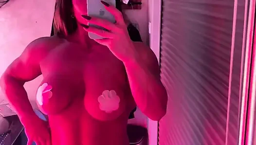 Tipik üvey annen olmak için çok yırtık