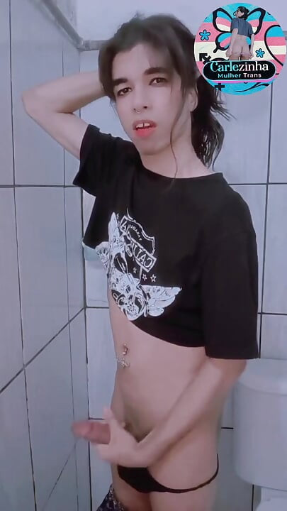 Miss S. Carla Pulls This Slut's Hair Hard