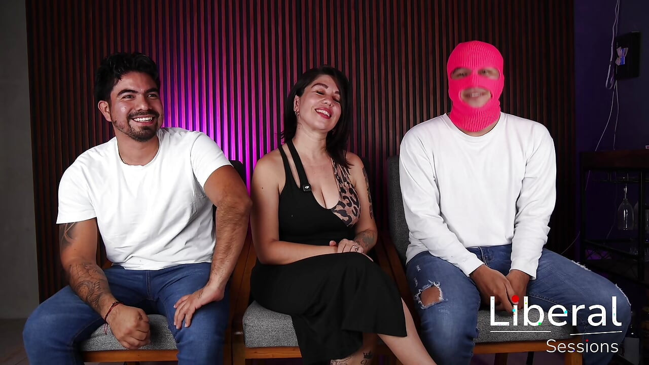 MATURE MILF WITH TREMENDOUS TITS, RECORDS HER FIRST THREESOME WITH 2 STRANGERS.