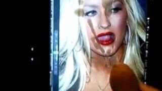 Камшот на лицо Christina Aguilera