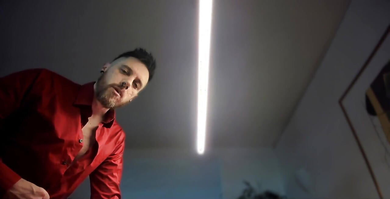 Asmr - Vampire Has His Way with You