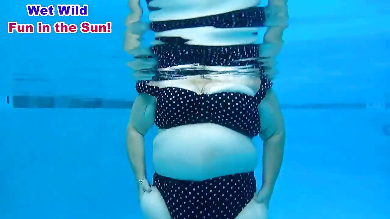 כיף פראי רטוב בשמש סרטון מלא
