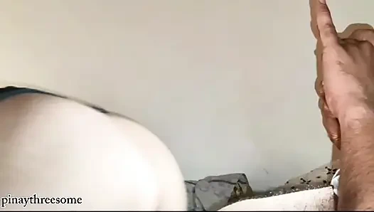 Asiatische betrügende ehefrau Ehemann filmt die ehefrau, wie verdammt sie gut im blowjob und reiten ist