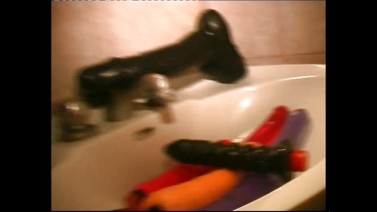 Homemade Pussies - (original Full Movie Uncut)