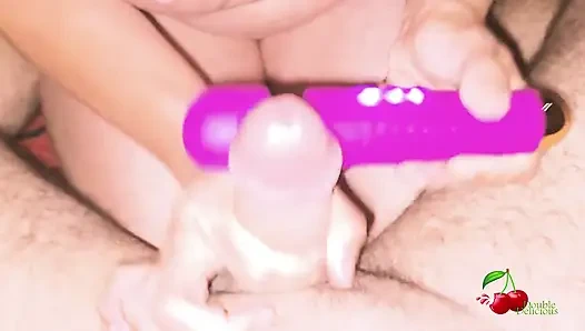 Моя мачеха делает стриптиз, и она заставляет меня кончить во время мастурбации моего члена - часть 02