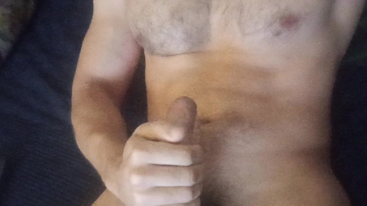 Big hot boy solo playing.. waiting for you to join me guys.. french dick full milk for the next videl