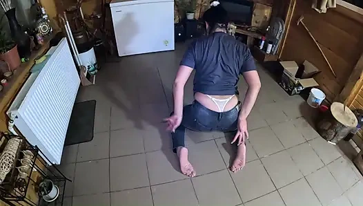 Alles über den hals - MILf tief in den hals, titten raus &spermakontrolle