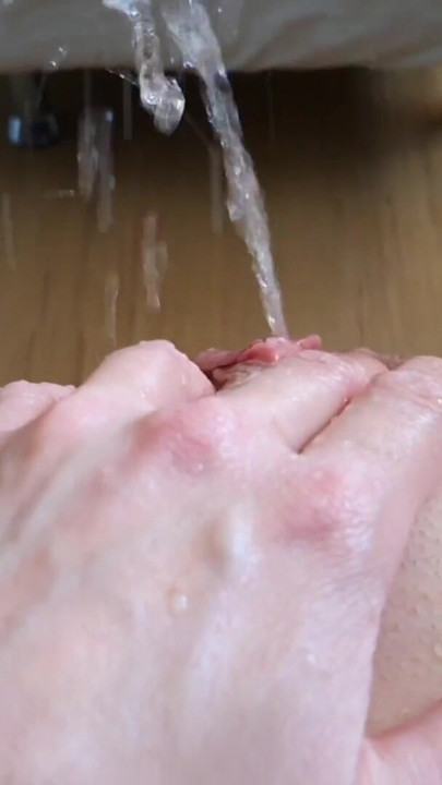 Spectacular moment from "Veronica Deeper in Squirting Compilation"