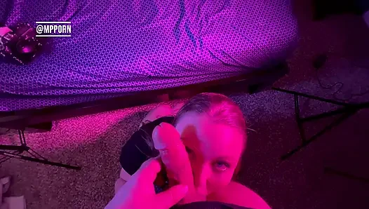 Hals gefickt und massive gesichtsbesamung für schlampe mit dicken titten