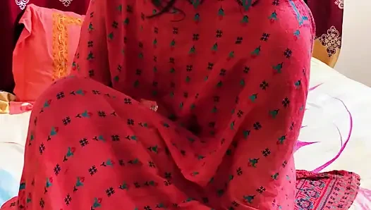 Bhabhi crazy for fucking because her husband not at home