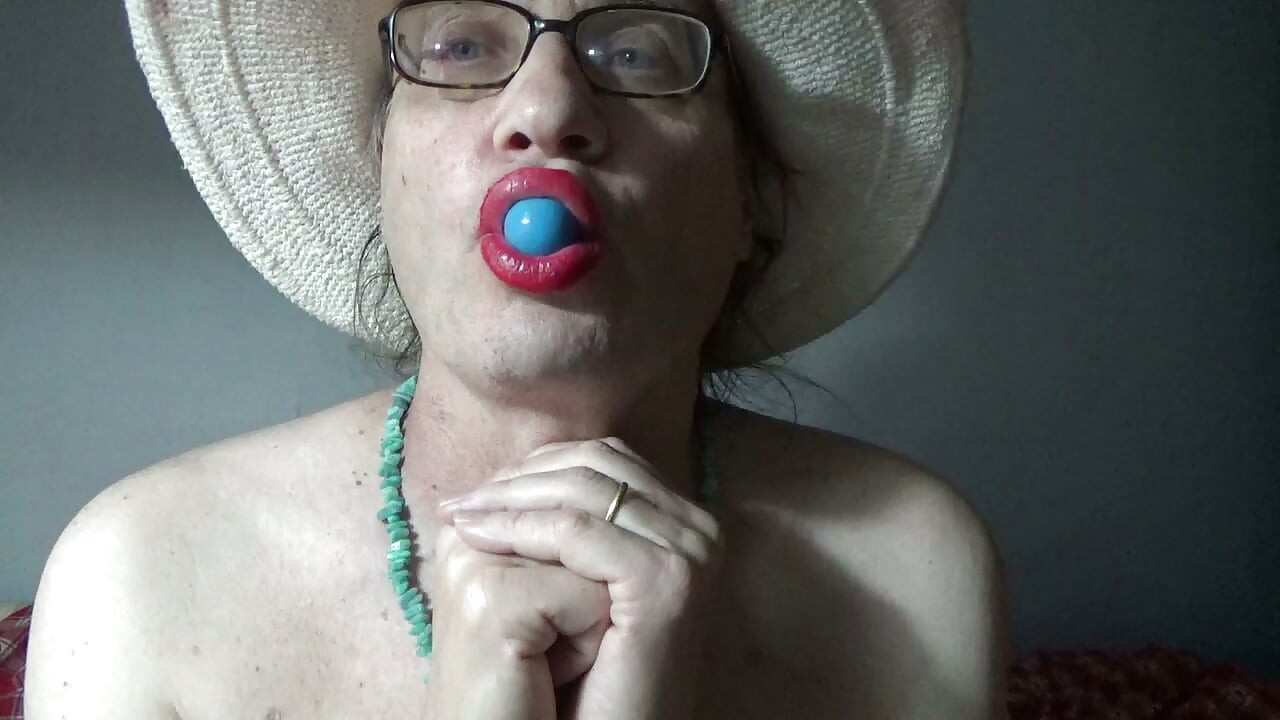 Sucking. Serge Ave-Lusin. 2026a
