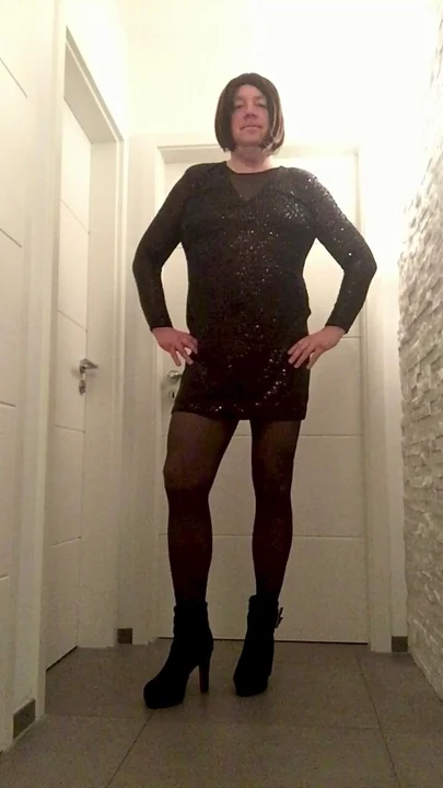 Nicki-Crossdress sexy new dress for Newyear & Pantyhose & Boots