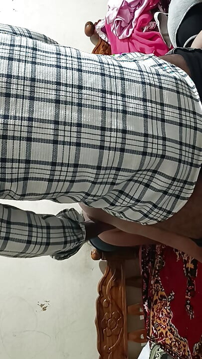 Desi Indian Beautiful Telugu Aunty Saree Fucking Hot Romance Pussy Doggy Style