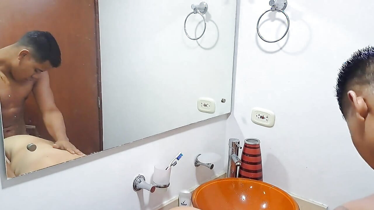 Fucking My Stepmom in the Shower