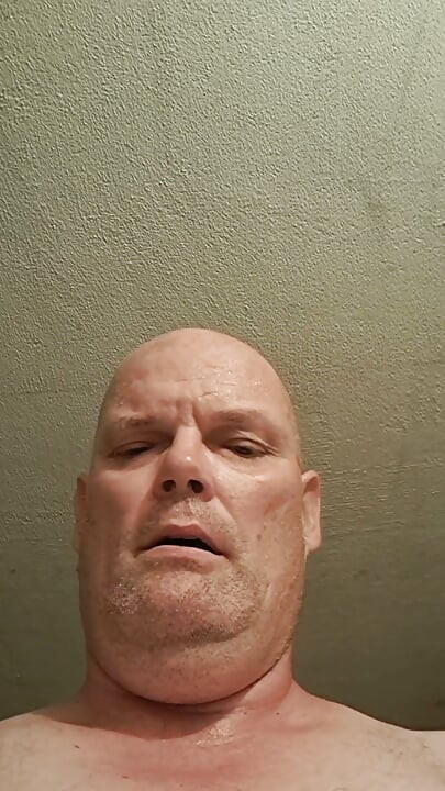 Who Feels Like a Basement Fuck with the Slut