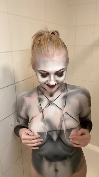 Cosplay Loona Wolf Body Paint Removal & Tit Play