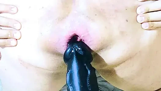 Kadın kılıklı sentei büyük dildo yok
