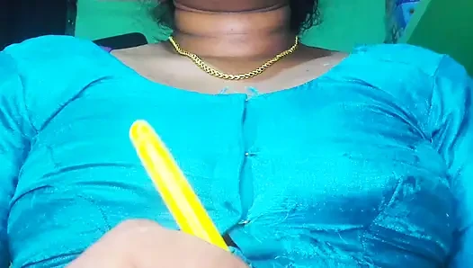 Sandra Hot Bhabhi Adegan Payudara No. 1