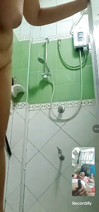 오늘 아침에 화상 섹스 콜 하자
