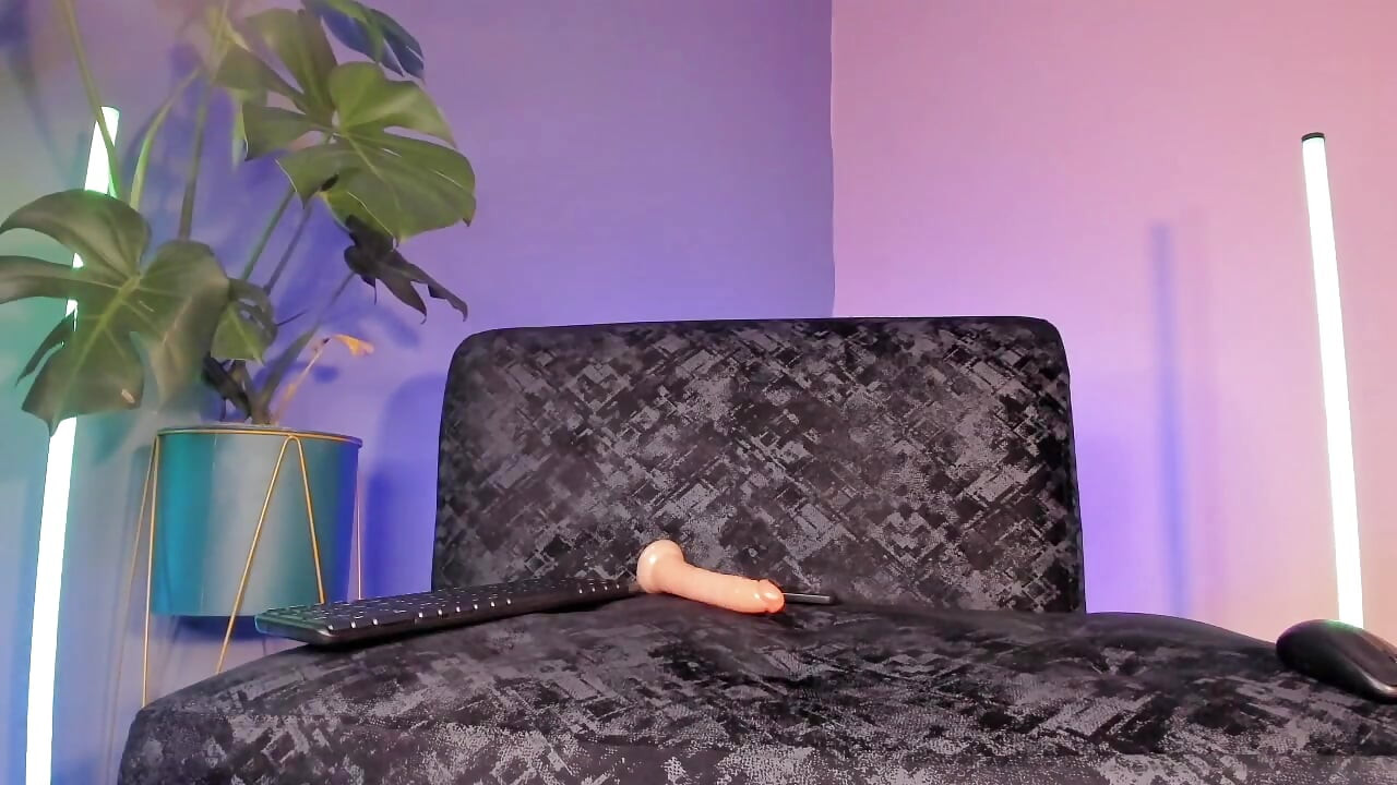 He Plays with His Hard Cock and Tight Ass