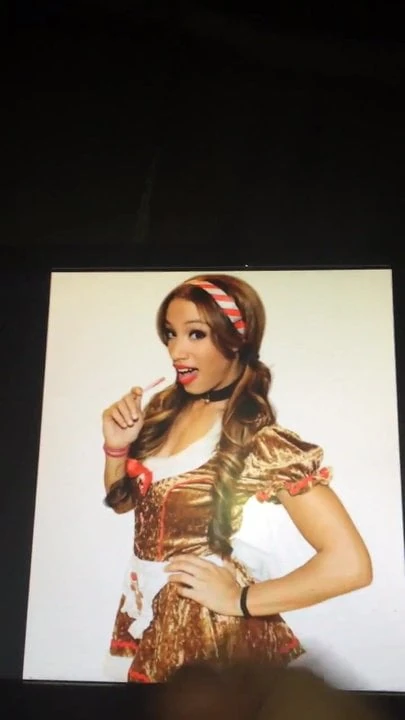 Sasha banks sperma-tribut