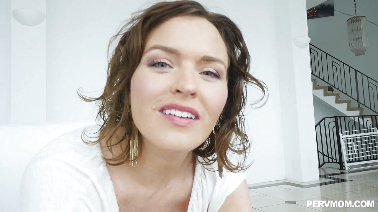 Horny stepmom Krissy Lynn satisfies all of stepson's desires