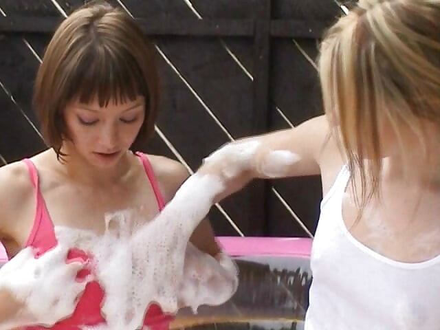 Schaum und lesbische Liebe