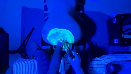 Uv fisting