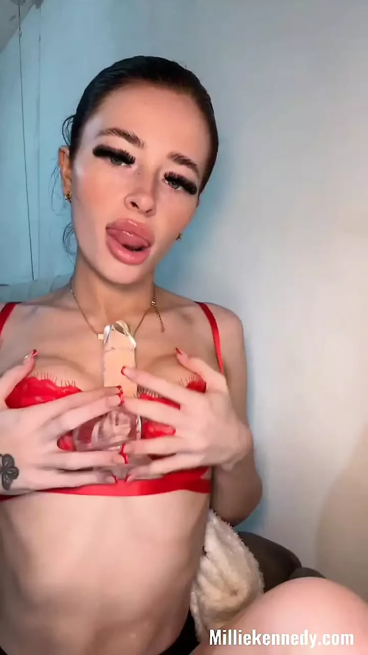 Amateur Slut Solo Play